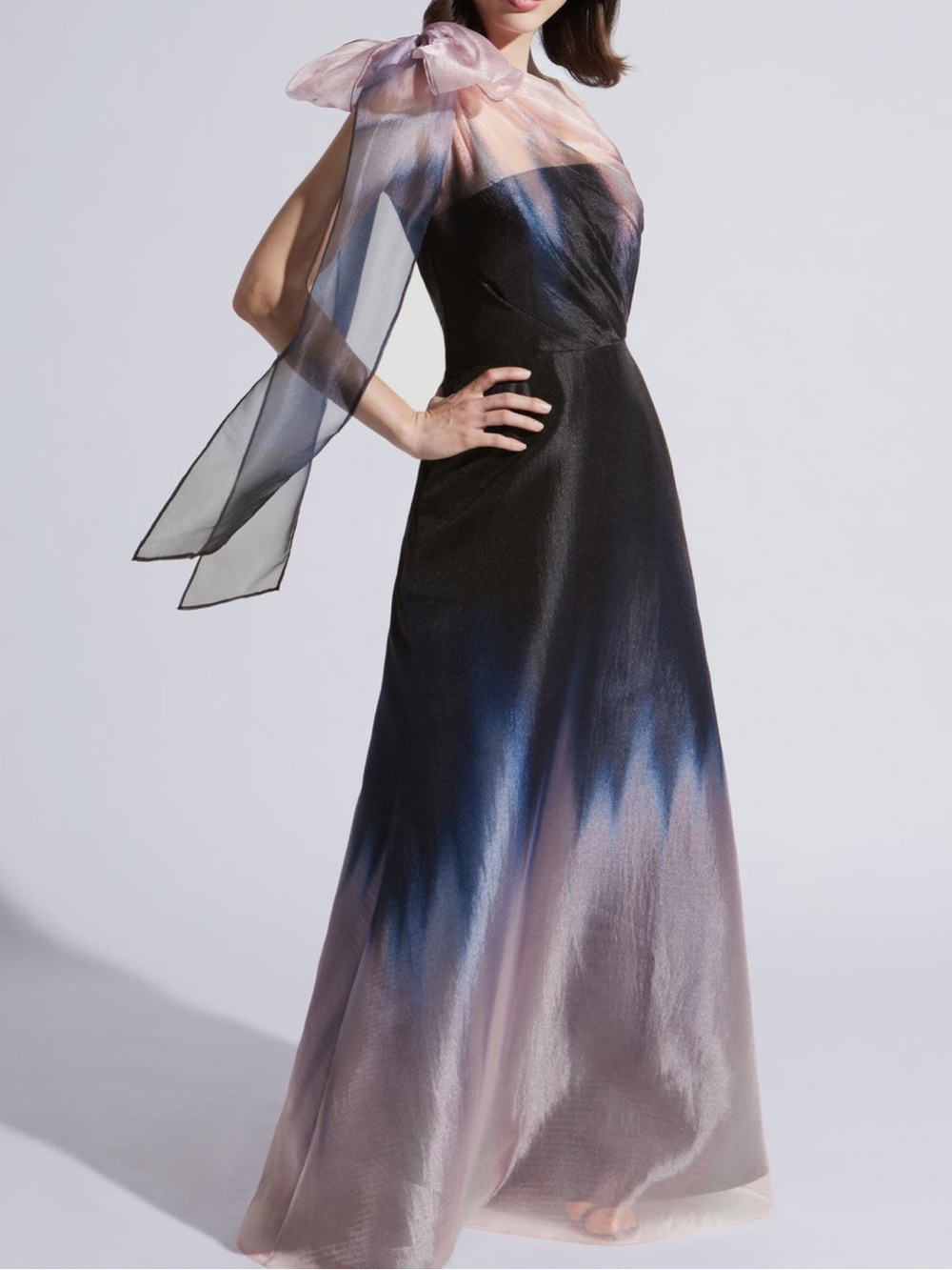 Kay Unger Victoria Dress in Black/Tea Rose
